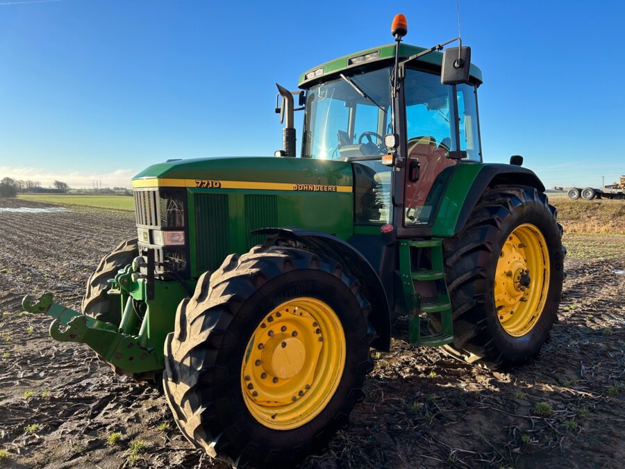 John Deere 7710 – den populära lantbrukstraktorn. 